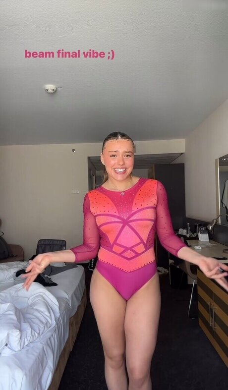 Emma Malewski onlyfans ass