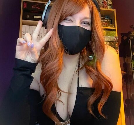 tapetitecassie onlyfans joi