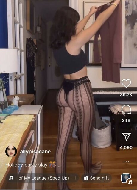 AllyAnnaMaria onlyfans archives