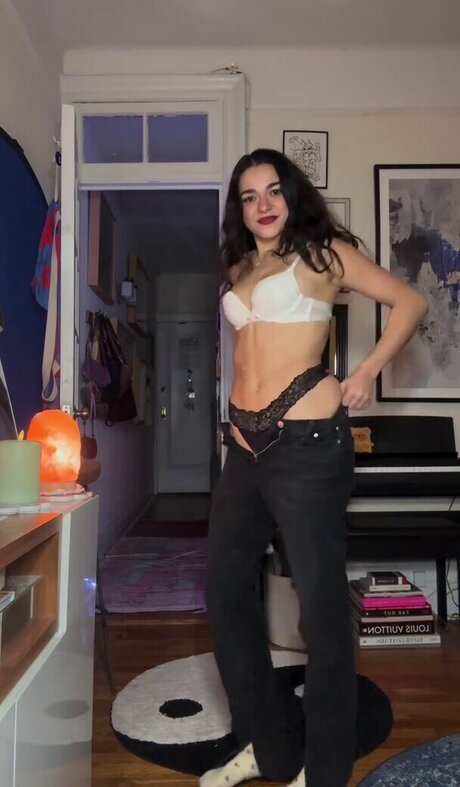 AllyAnnaMaria leaked onlyfans pics