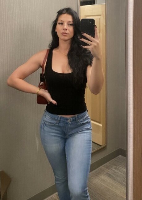 Allison Royalty sexy onlyfans