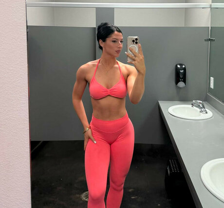 Allison Royalty strip onlyfans