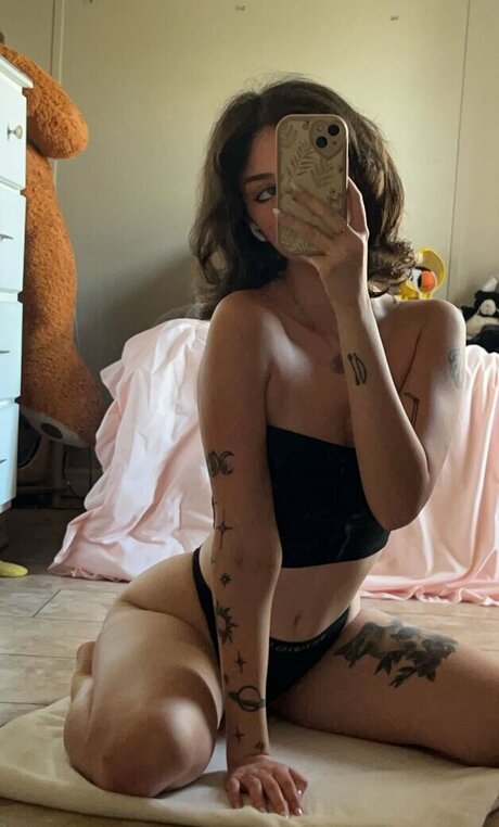 Itsmalic3 onlyfans nude tits