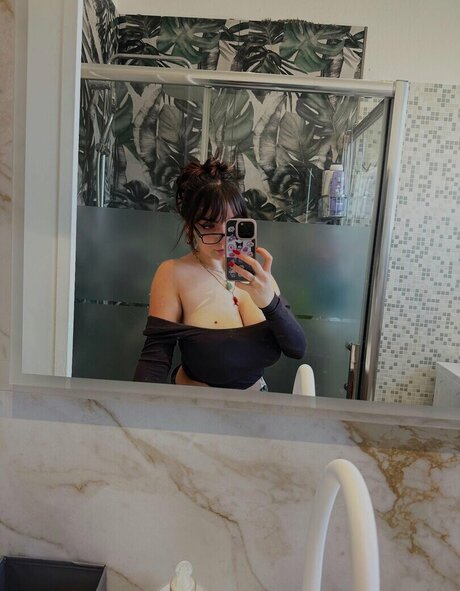 Rebekadervishi leaked onlyfans pictures