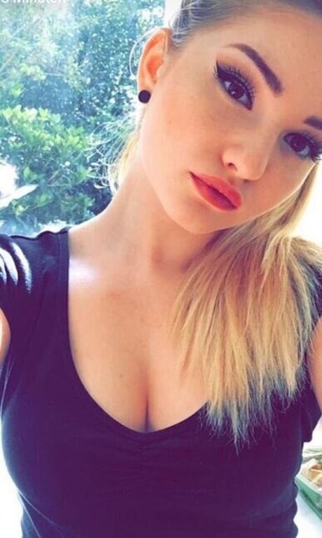 Julia Schulze onlyfans strip