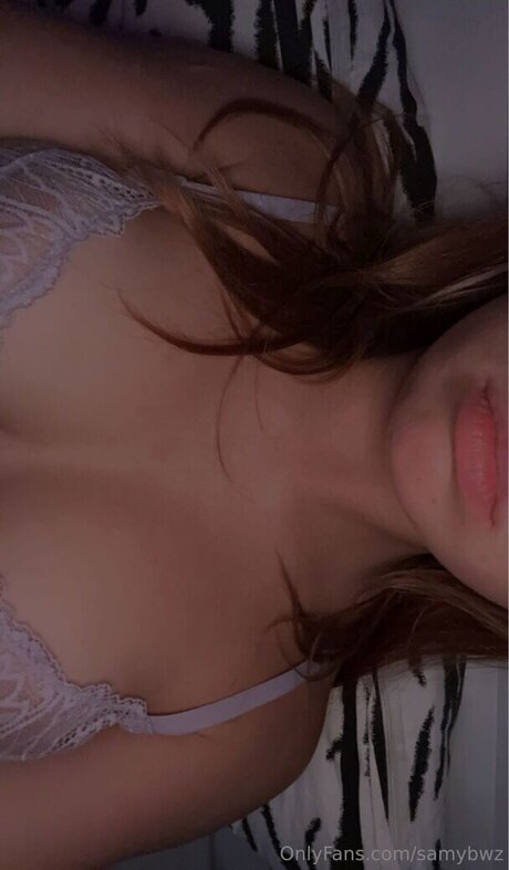samybwz onlyfans boobs