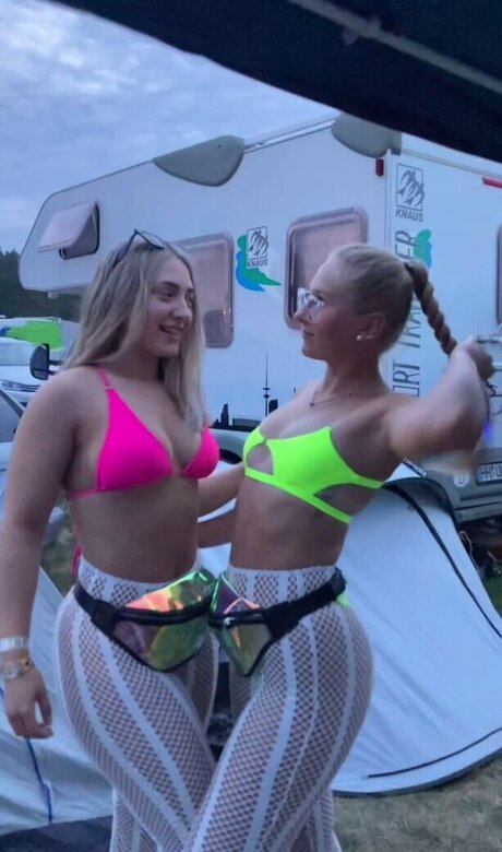 Emma Louisa leaks only fans