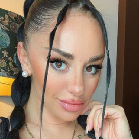 valeria cuaves nude leak onlyfans