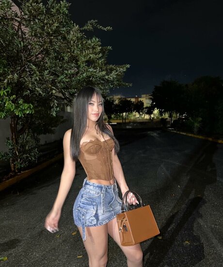 yolllbae onlyfans desnuda