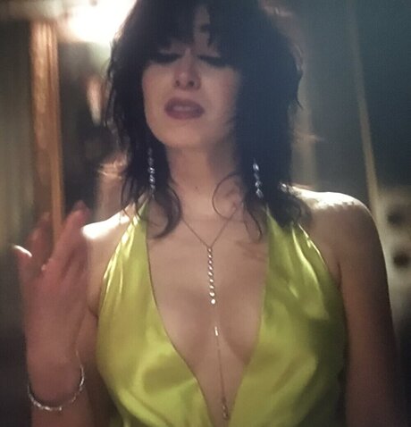 Cristin Milioti only fans pics