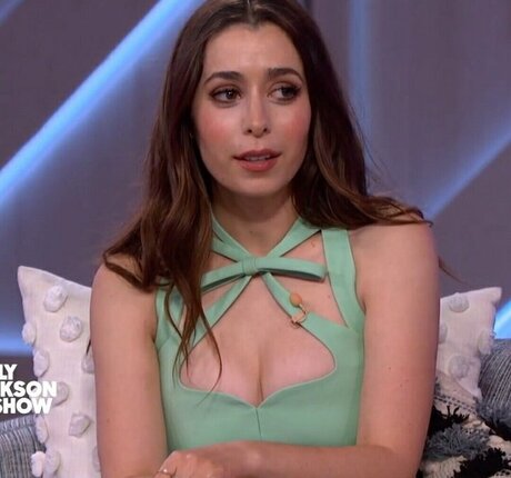 Cristin Milioti onlyfans pic