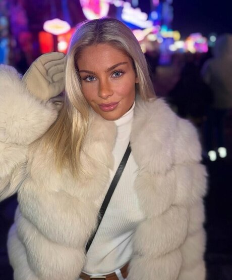 mollymercedes onlyfans.