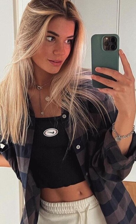 Selina Cerci porn onlyfans