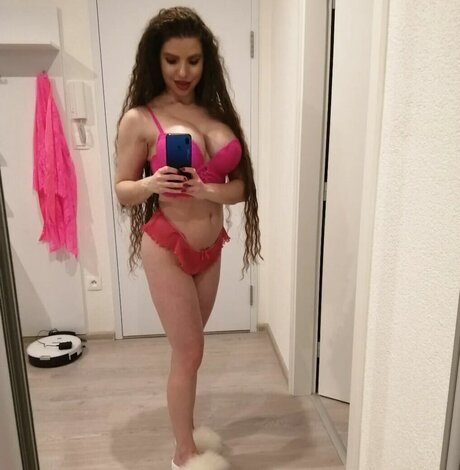 Viktoria Lenhartova nude onlyfans porn