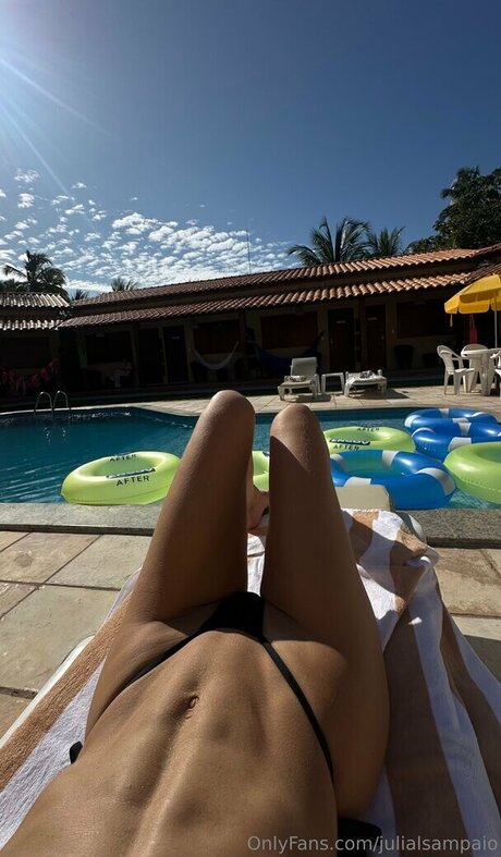 Julia Sampaio Profile pic