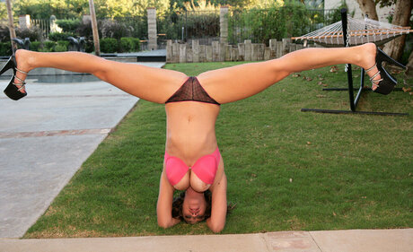 Lucky Benton onlyfans pics