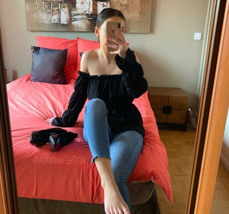 adriana feetgirl nudes onlyfans leak