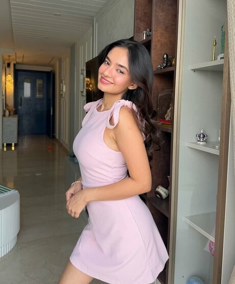 Anushka Sen naked onlyfans leaked