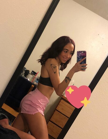 bbyaeriel onlyfans striptease