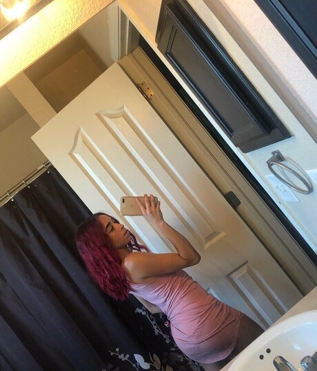 bbyaeriel onlyfans leaj