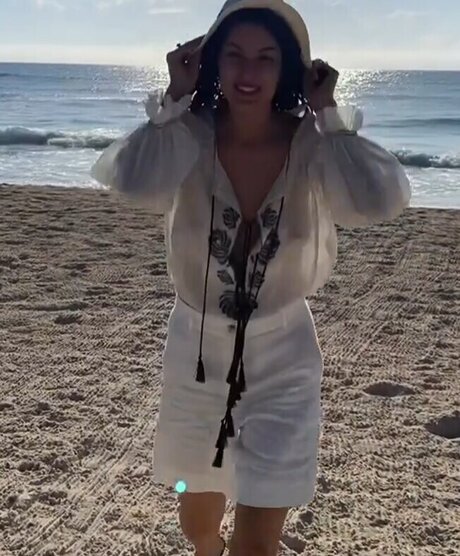 Rebecca Mir nsfw onlyfans