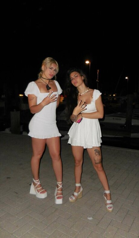 Thelatgirl onlyfans nude tits