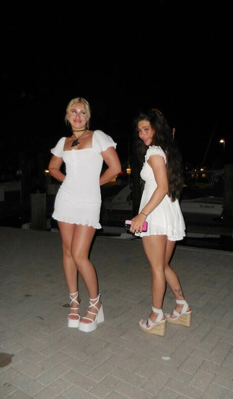 Thelatgirl onlyfans free