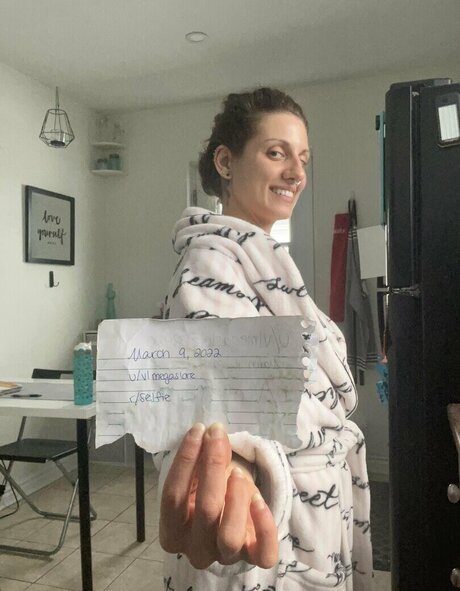 Victoria Liro onlyfans leak ass