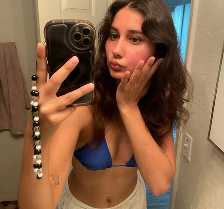 Angelic Roxy porn only fans