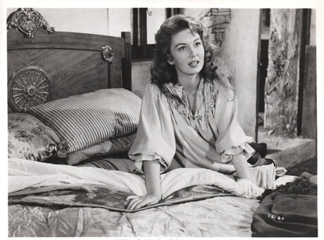 Vintage Sexy Celebs Profile pic