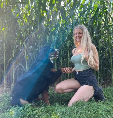 Paulas Landleben onlyfans post