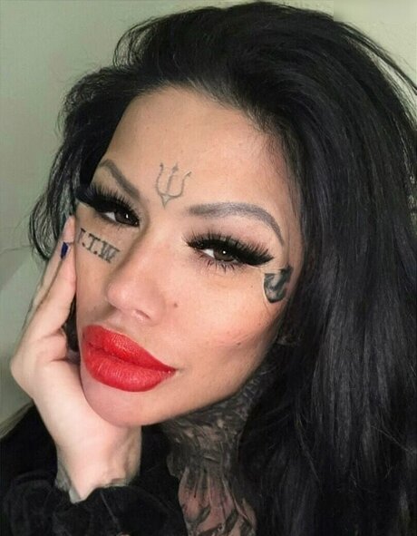 Catherine Teufelsweib only fans pics