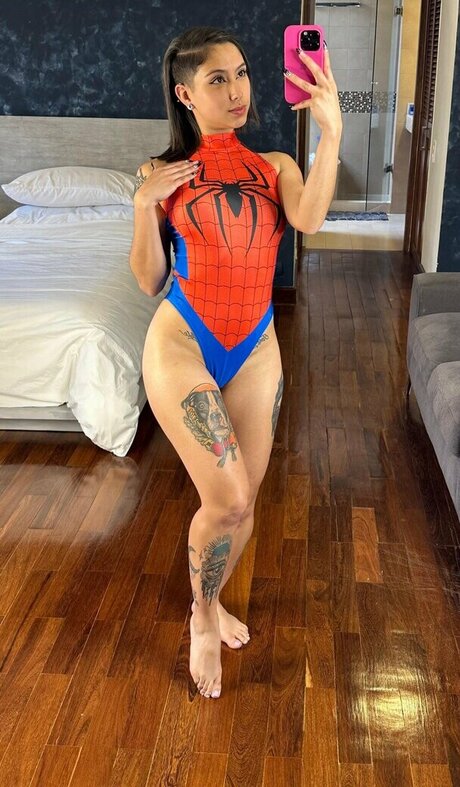 LupeHikari onlyfans nude leaks