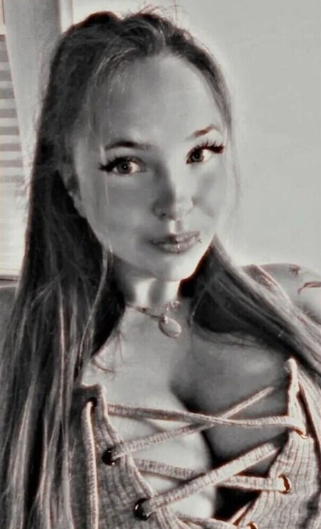 Flashinaa only fans nude leaks