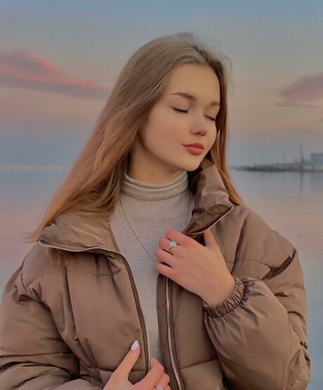 alina zaozerskayaaa onlyfans strip