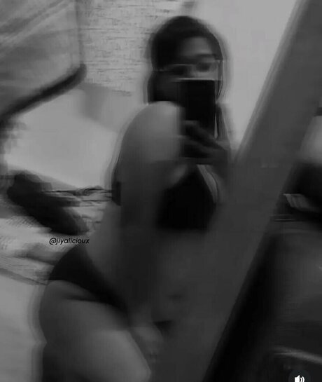 Jiyalicioux sexy onlyfans