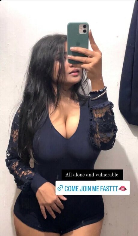 Jiyalicioux onlyfans pics