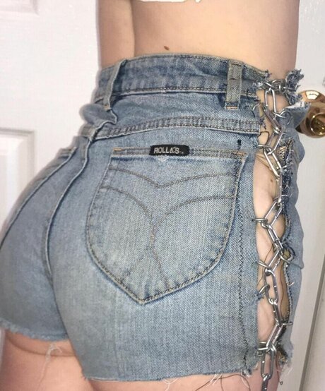 Amy Taylor onlyfans tits