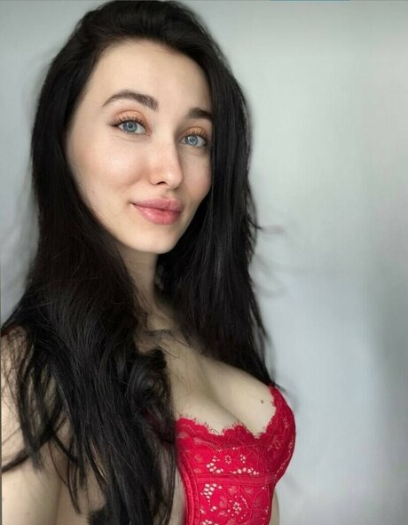 Lera Sky onlyfans naked