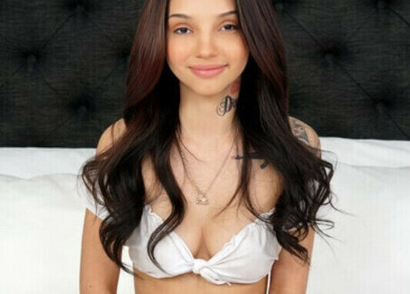 Catalina Luis onlyfans topless