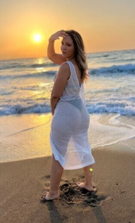 Fidan Atalay onlyfans nude