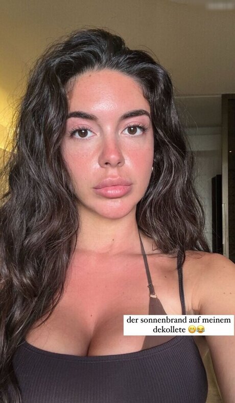 Lya Aylin onlyfans leakd