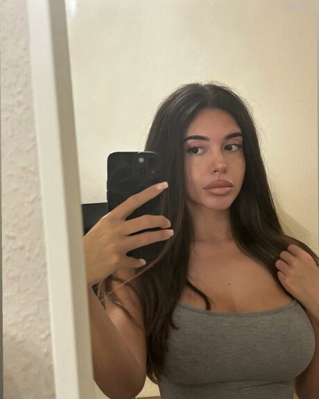 Lya Aylin onlyfans leaked