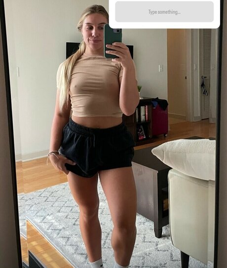 Emily Mangler onlyfans leaked naked