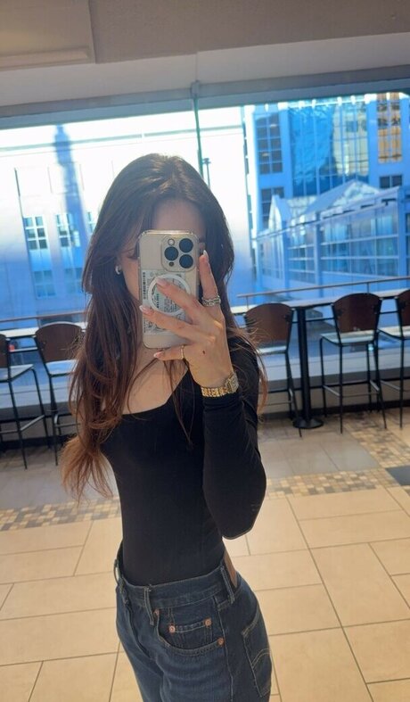 Giulia Bruno nude only fans leaks