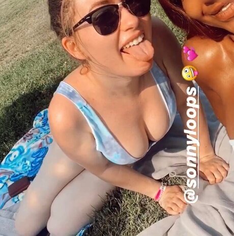 Sonny Loops onlyfans gratis