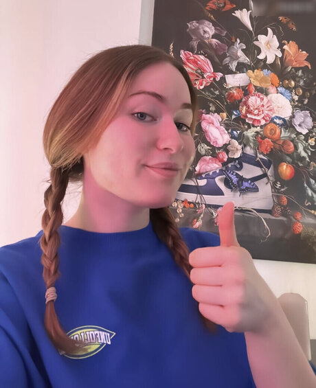 Sonny Loops onlyfans public photos