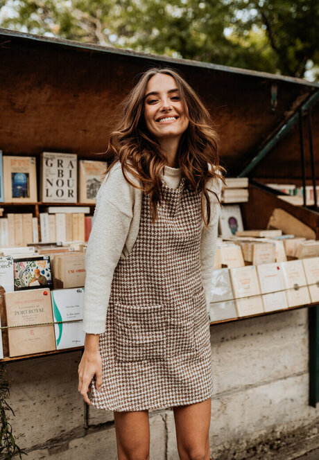 Elsa Couturier onlyfans strip tease