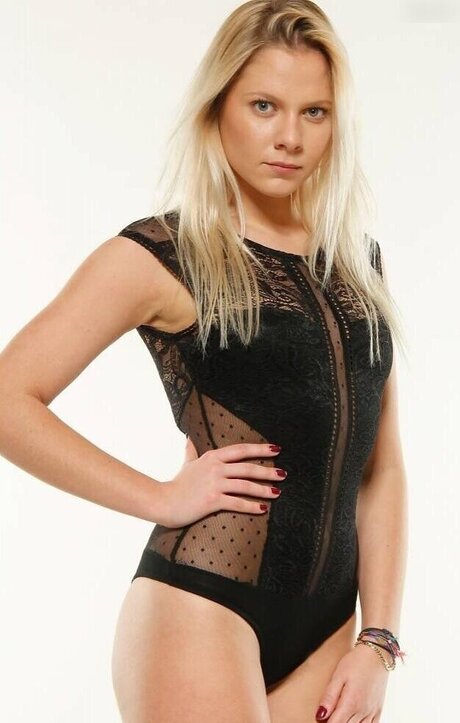 Cheyenne Pahde leaked onlyfans pics