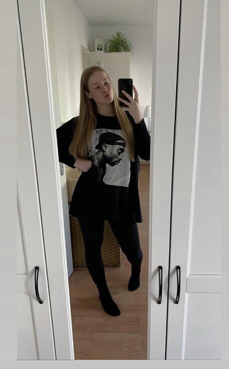 Nadine von relaxASMR onlyfans free